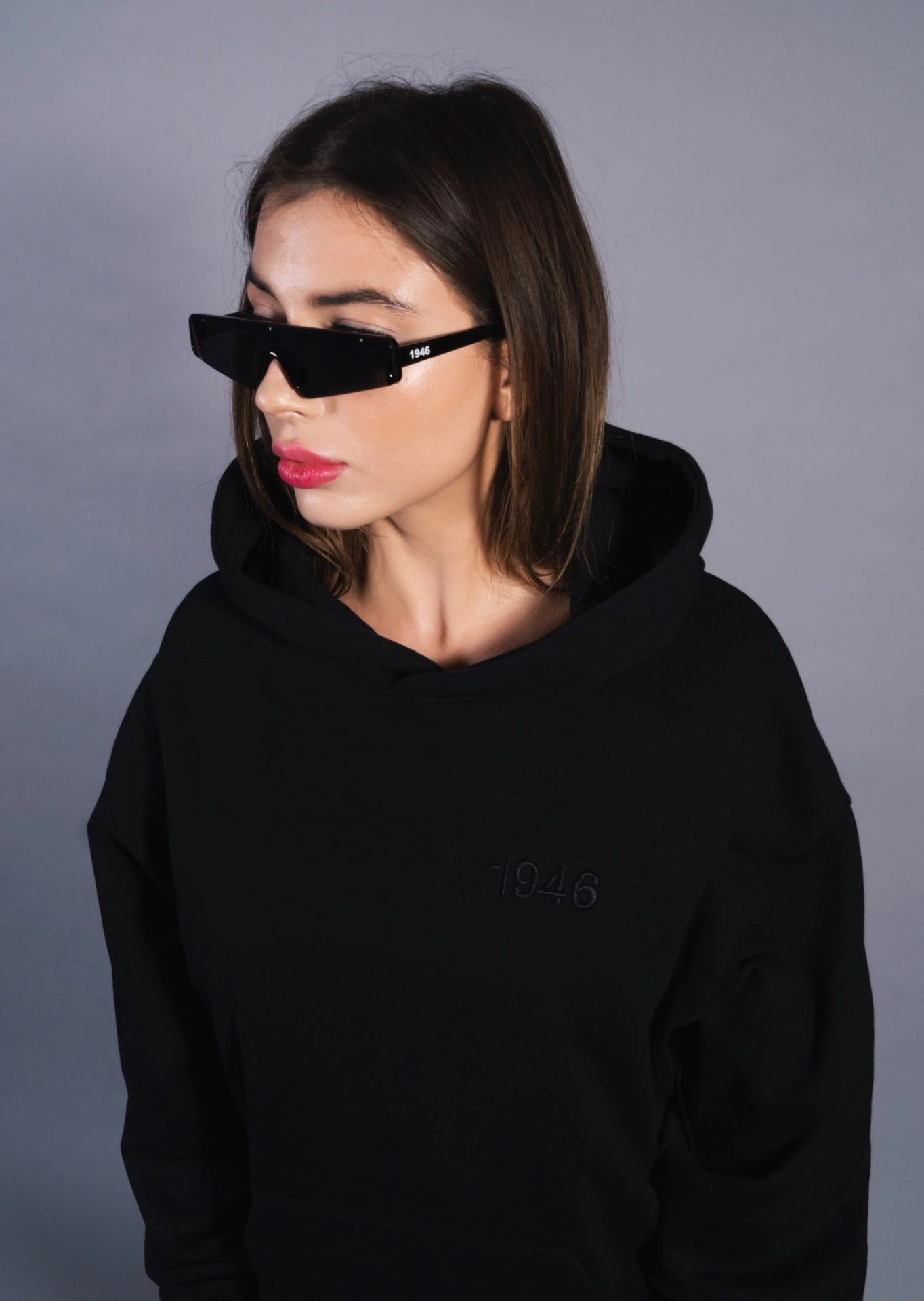 1946 - HOODIE BLACK image 5