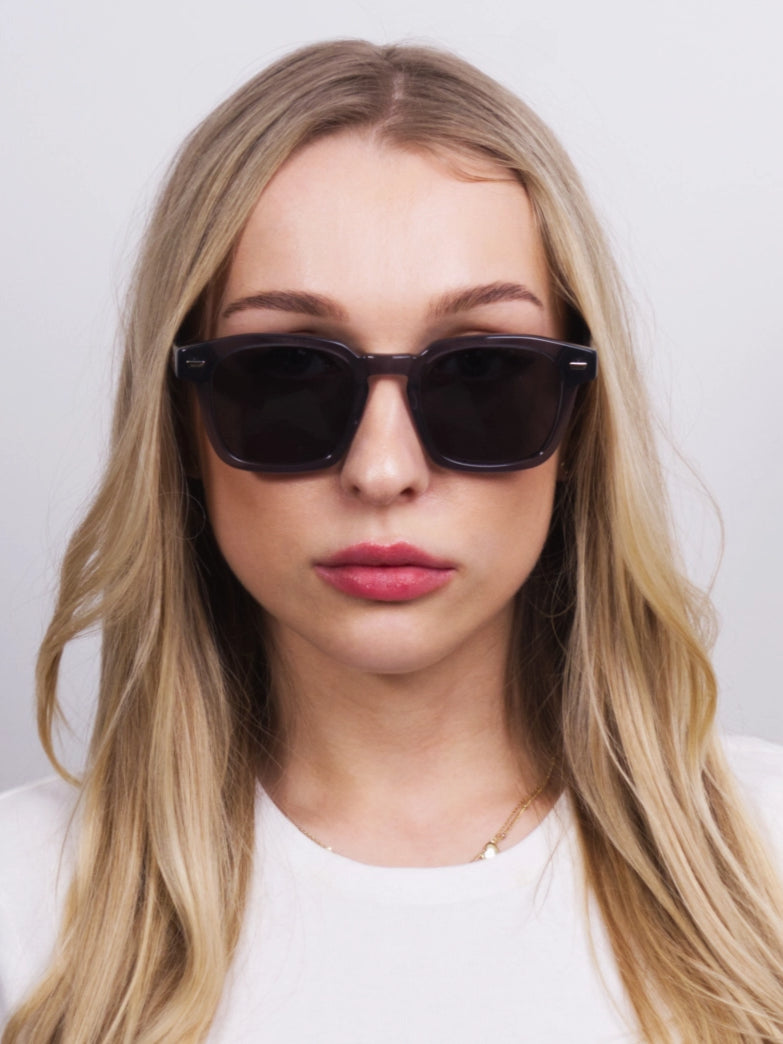 Sunglasses 1946 - AG G image 2