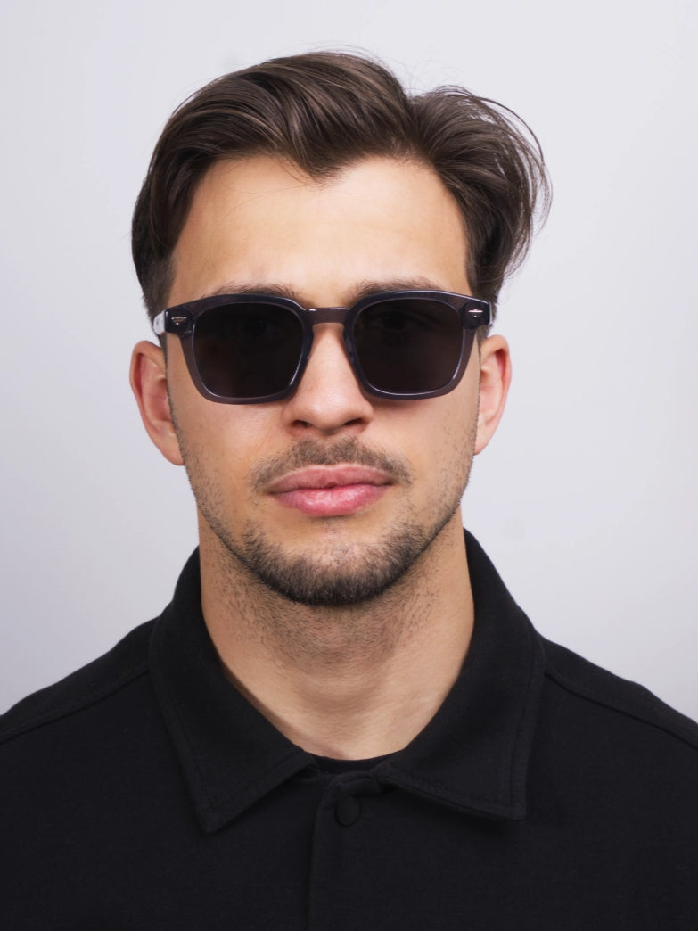 Sunglasses 1946 - AG G image 1