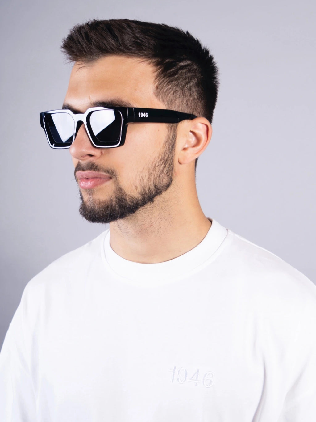 Sunglasses 1946 - SWAN BLACK image 2
