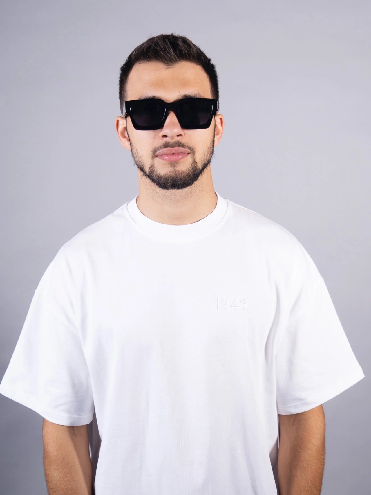 Sunglasses 1946 - SWAN BLACK image 1