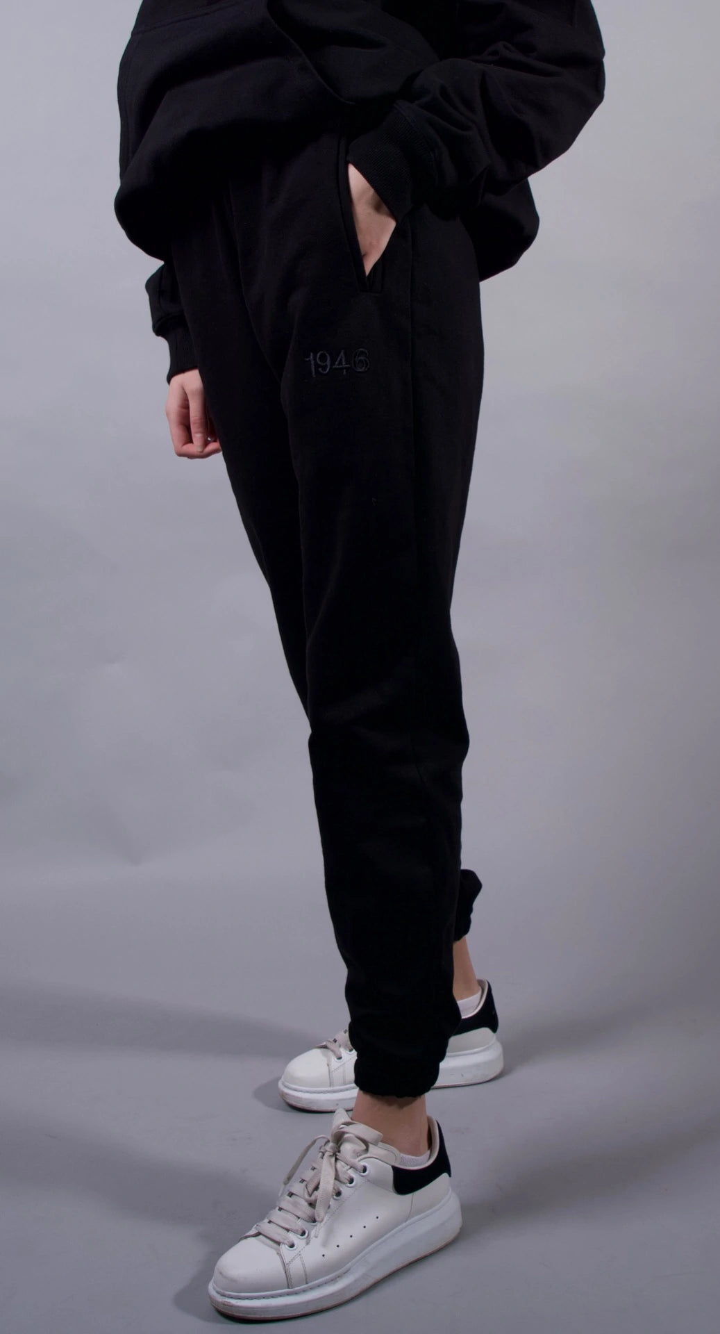 1946 - SWEATPANTS BLACK image 3